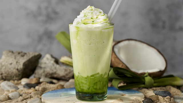 coconut_milk_ice_blended_pandan